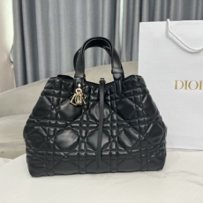 Christian Dior Shopping Bags